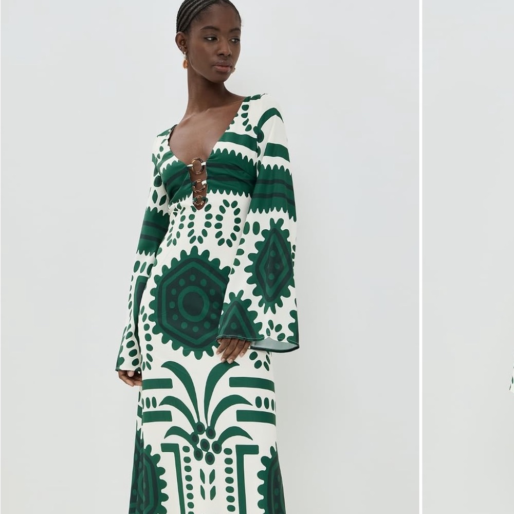 Green and White Maxi Dress with Bold Print
